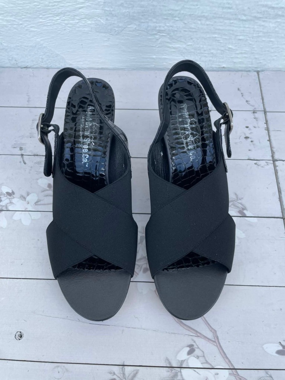 Women’s Black Slingback Crisscross Sandal - Unbranded